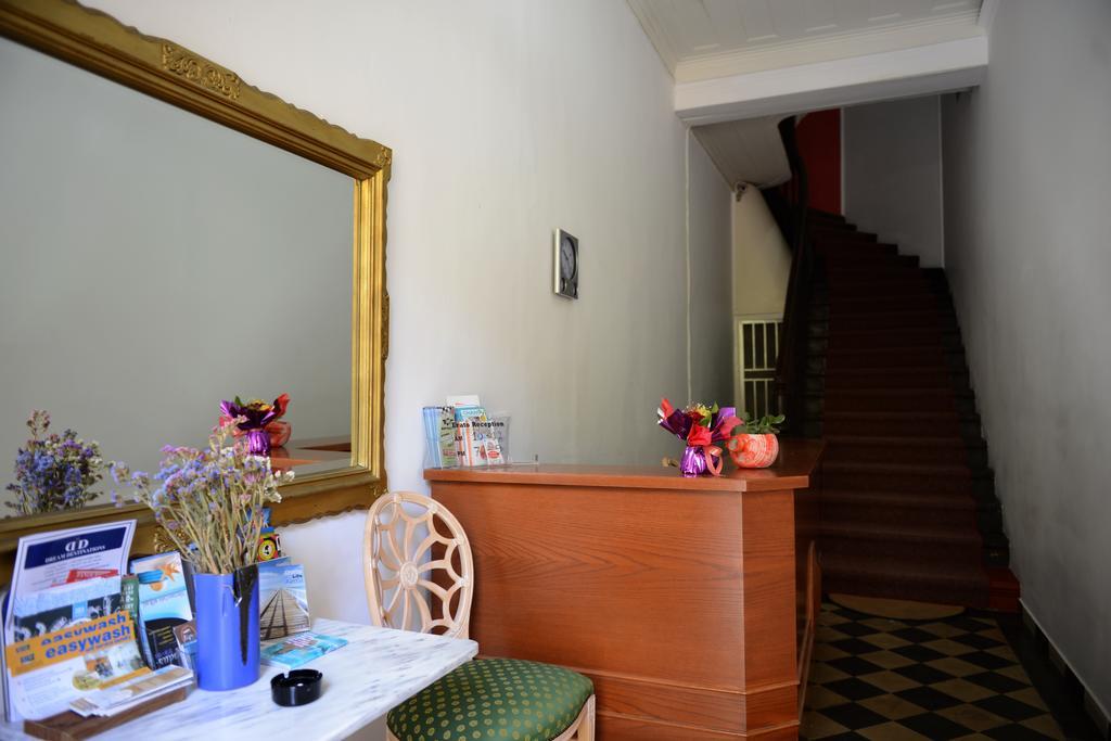 Erato Suites La Canée Extérieur photo